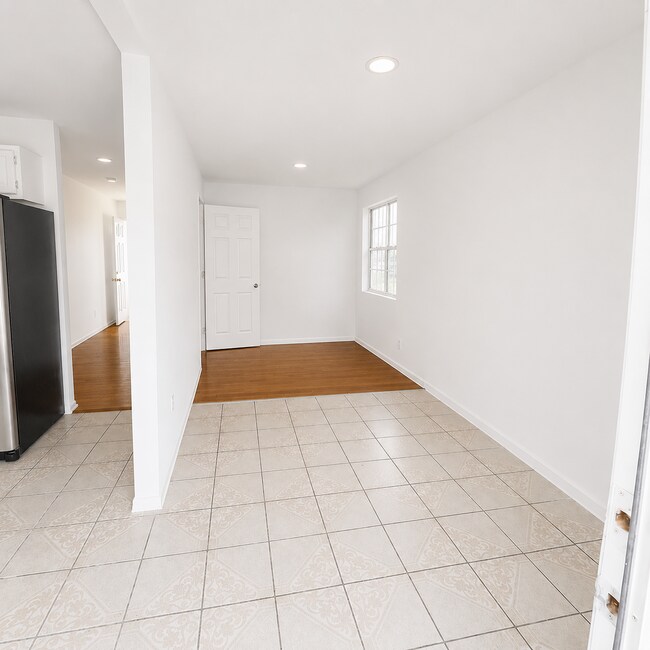 Foto del edificio - 3321 W 63rd St