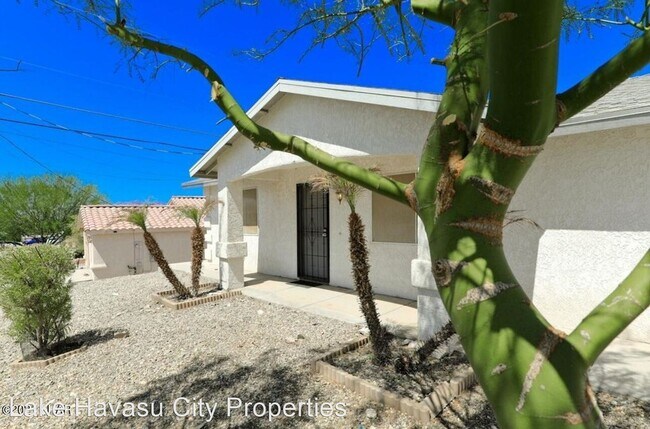 Building Photo - 3 br, 2 bath House - 2455 College Dr