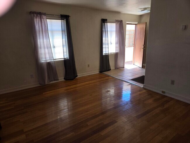 Foto del edificio - 1013 6th St NW