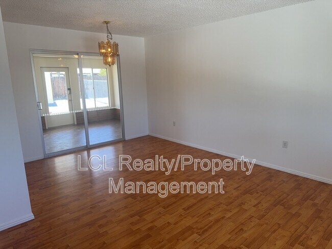 Foto del edificio - 28610 Pebble Beach Dr
