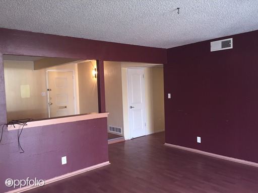 Foto del edificio - 1628 E Sierra Ave