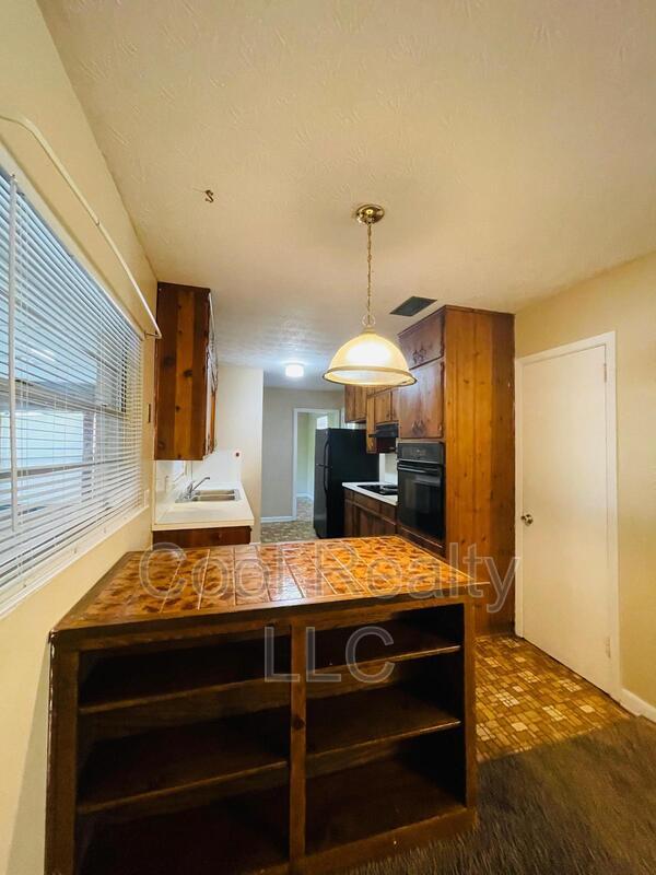 Foto del edificio - 2754 Woodland Dr