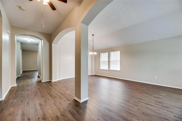 Building Photo - 3333 Pecan Shadow Way