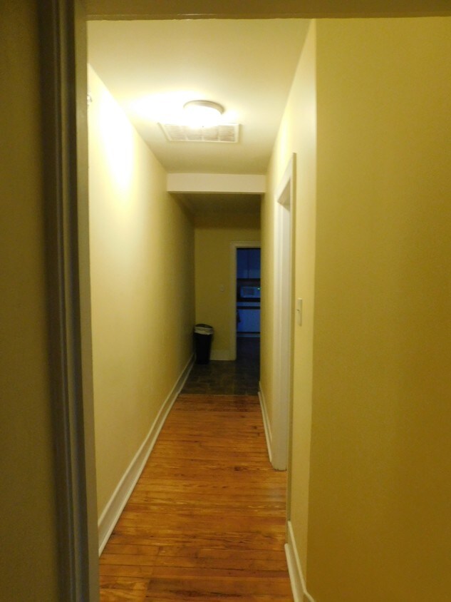 Primary Photo - 324 Camden Ave