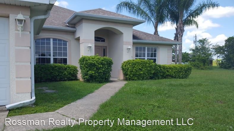 Foto principal - 4 br, 2 bath House - 2202 NE 20th Ave