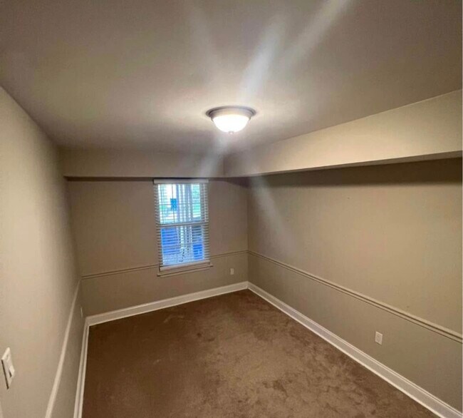 Dormitorio con armario - 25210 Tralee Ct