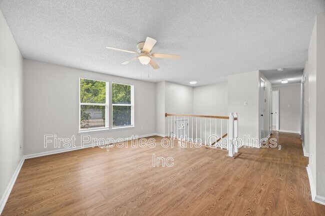 Building Photo - 10715 Derry Dr