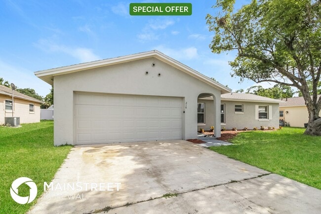 Building Photo - 216 Lochmond Dr