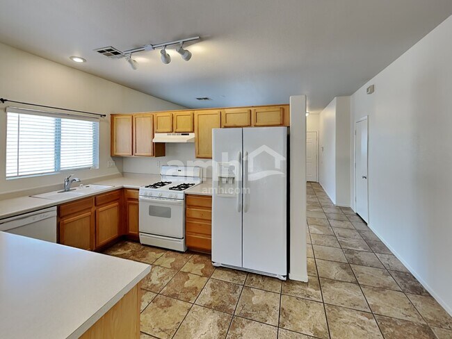 Building Photo - 6208 Morning Wing Dr