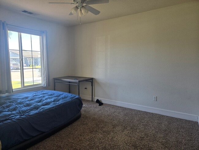 Building Photo - 3 BR 2 BA available soon