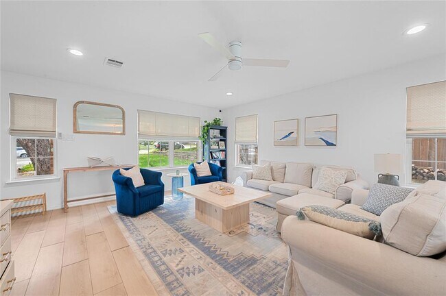 Foto del edificio - 11308 Crest Meadow Ln