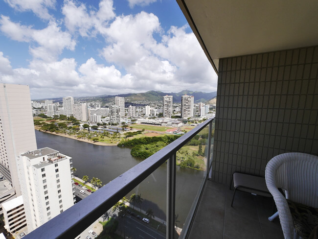 Foto del edificio - 445 Seaside Ave