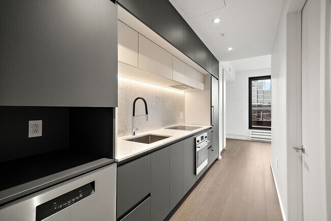 Photo du bâtiment - 585 Av. Glengarry