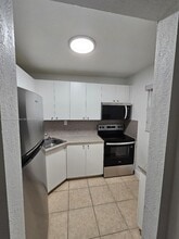 Building Photo - 17255 SW 95th Ave
