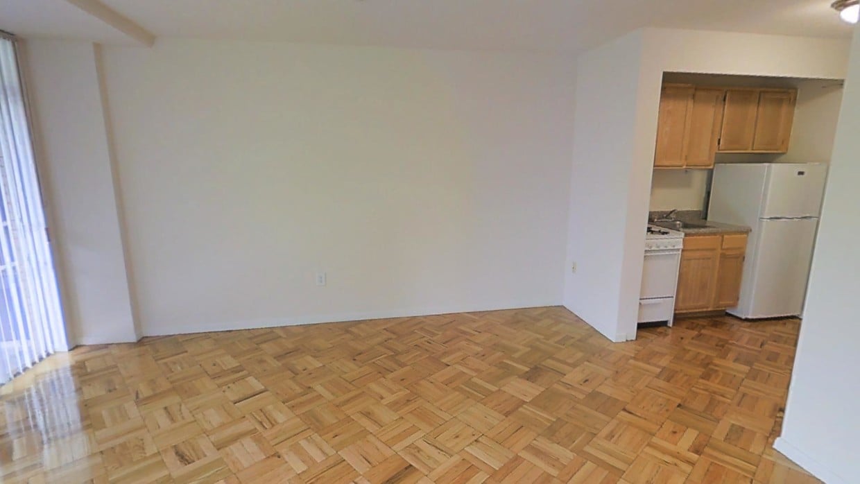 Photo - The Woodner Apartments