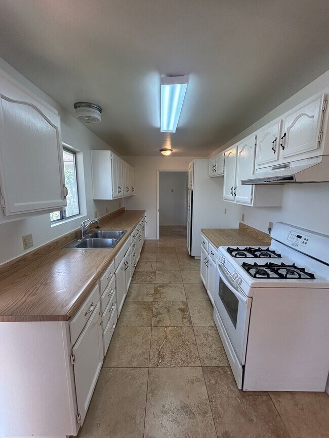 Foto del edificio - FOR RENT 1+1 Midtown Ventura DUPLEX