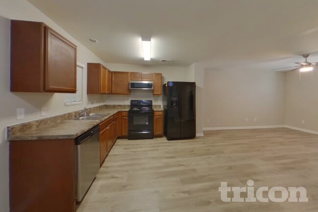 Building Photo - 155 Tybo Dr