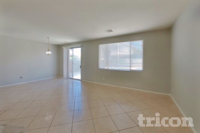 Foto del edificio - 5890 Autumn Harvest Ave