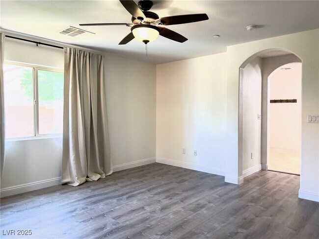 Foto del edificio - 2977 Queen Lake Ct