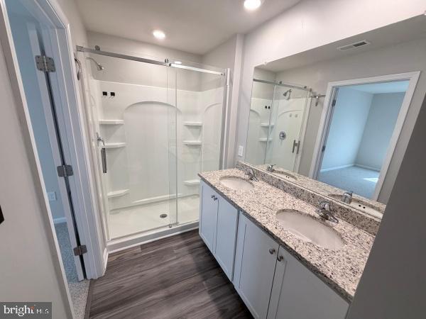 Foto del edificio - 255 Maple Run Dr