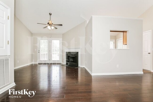 Building Photo - 4213 Birchgarden Dr