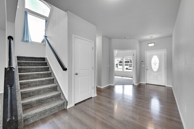 Building Photo - Beautiful Home in Fountain!