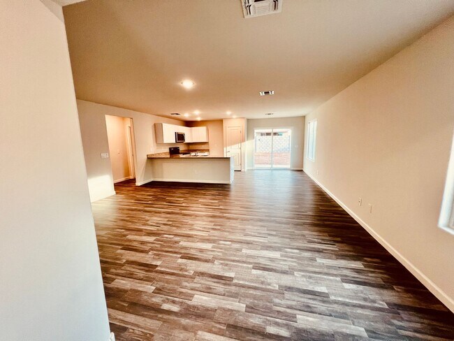 Building Photo - 2083 E Velvet Pl