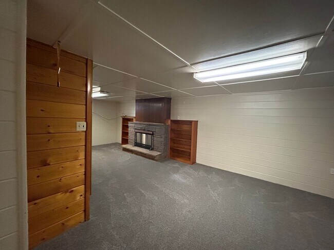 Foto del edificio - Berneau Orem Duplex
