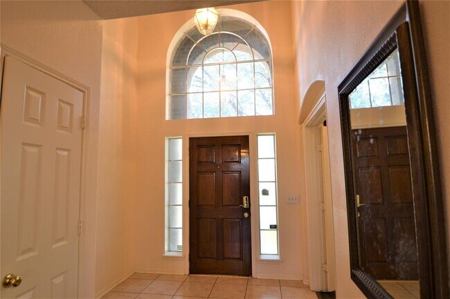 Building Photo - 12406 Fox Meadow Dr