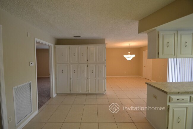 Building Photo - 9308 Pebble Creek Dr
