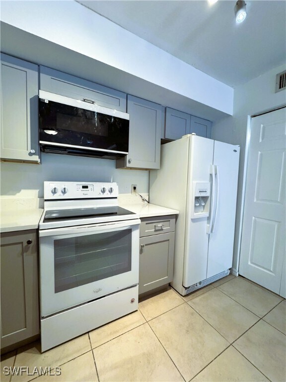 Building Photo - 8735 River Homes Lane