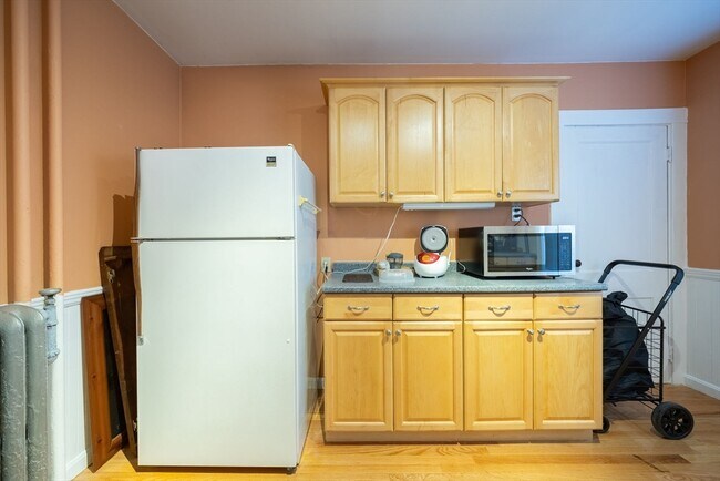 Foto del edificio - 99 Glenville Ave