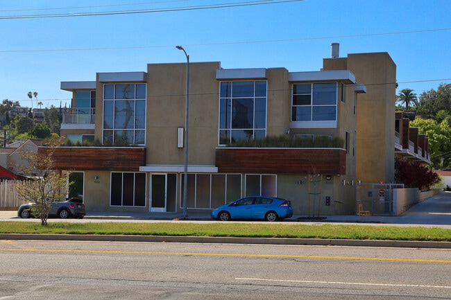 Building Photo - Oxy Lofts