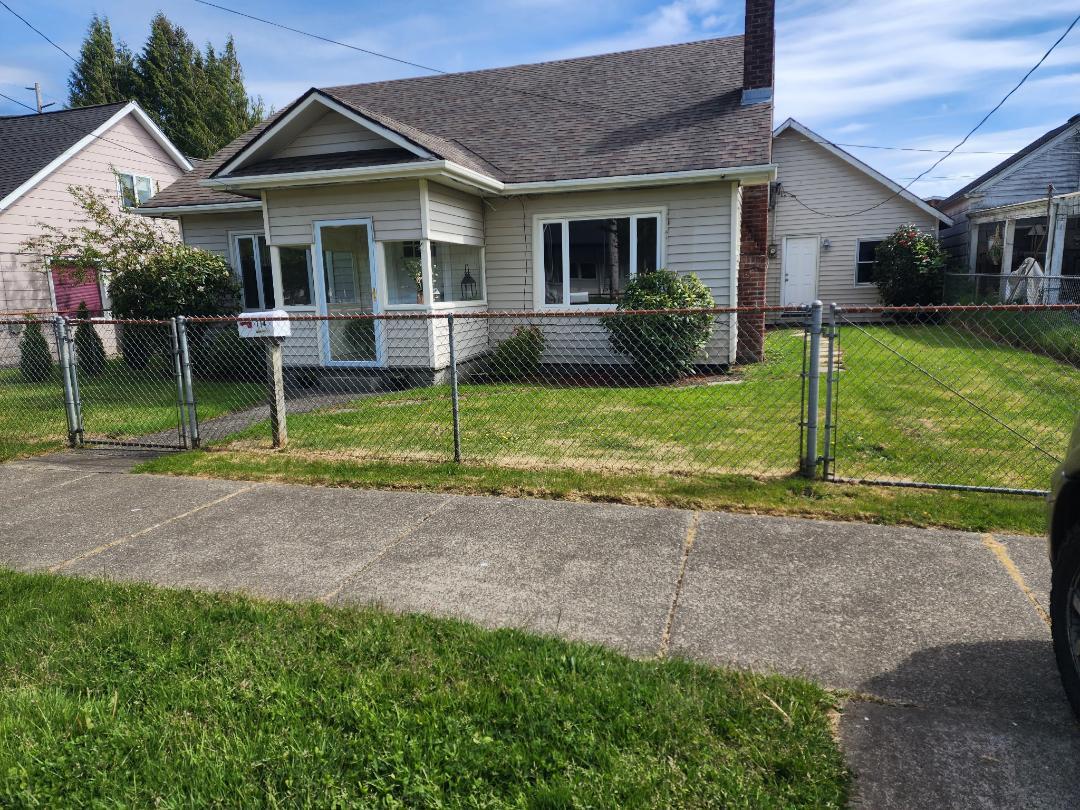 Foto principal - 114 W Emerson Ave