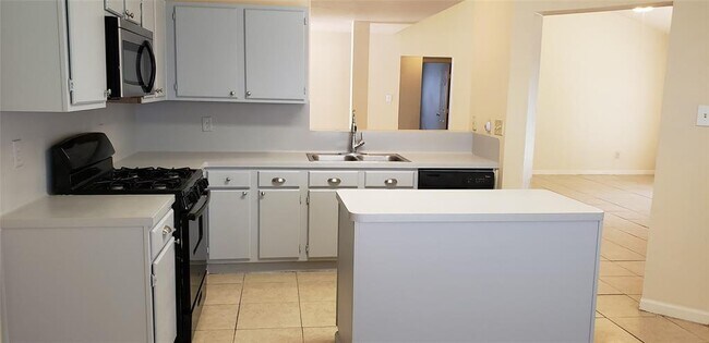 Foto del edificio - 28811 Sedgefield St
