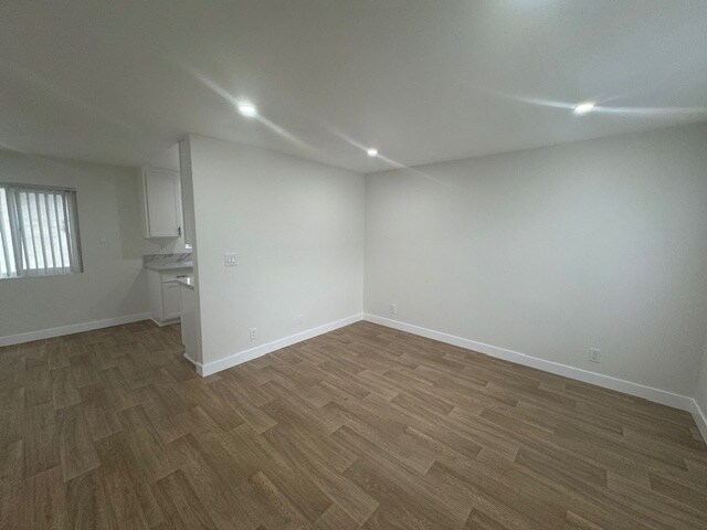 Foto del edificio - 8127 Stewart and Gray Rd