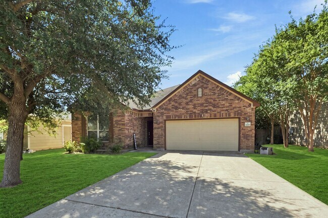 Building Photo - 4426 Semora Oak