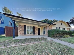 Building Photo - 4913 Cliffwood Dr