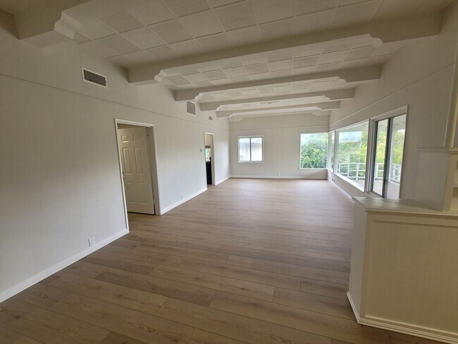 Building Photo - Richmont Rd - 11170-11174