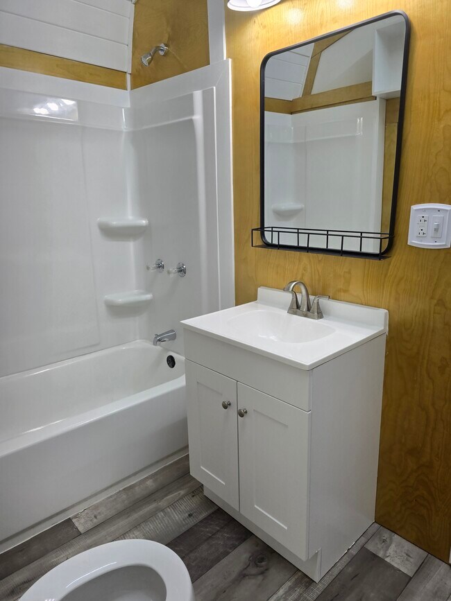 Foto del edificio - 1949 Antioch Church Rd