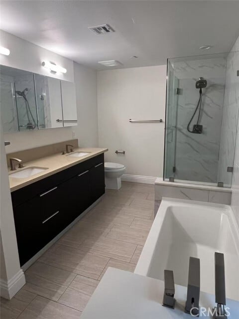 Building Photo - 2939 Leeward Ave
