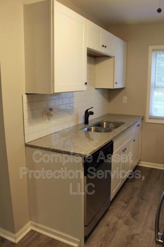 Foto del edificio - 3238 N Lake Park Ave