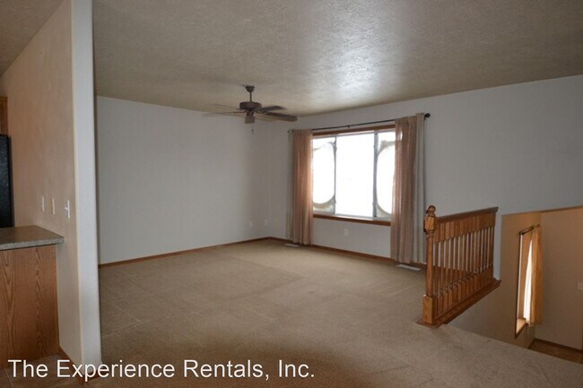 Building Photo - 5 br, 2 bath House - 1409 W Meadowbrook Trl