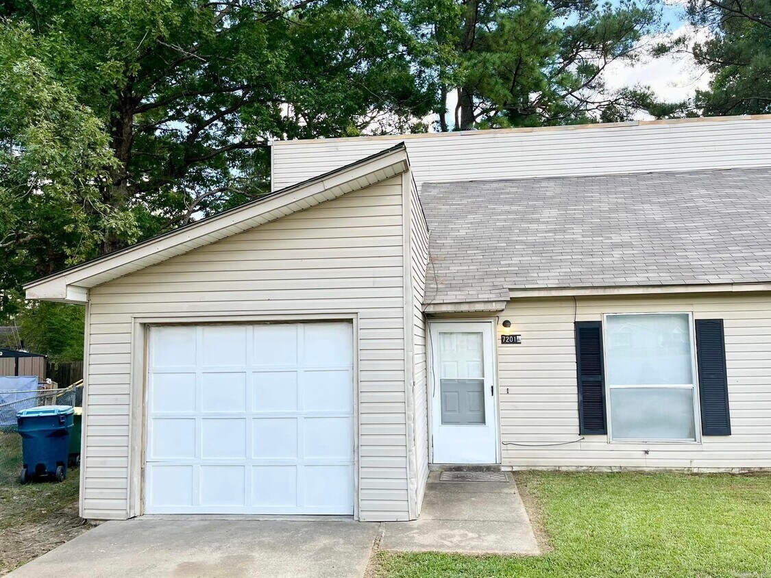 Primary Photo - 7201 Stevenson Dr