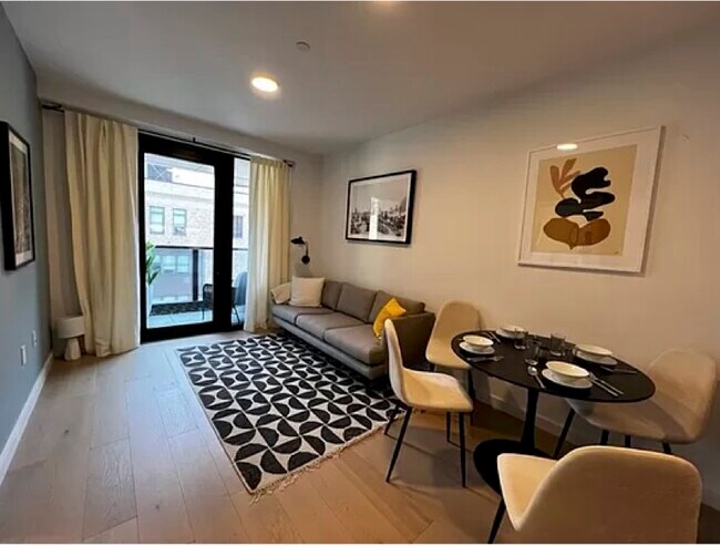 Foto del edificio - 300 W 30th St