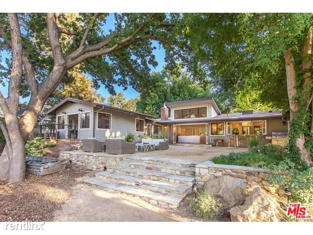 Primary Photo - 29245 Lakeshore Dr