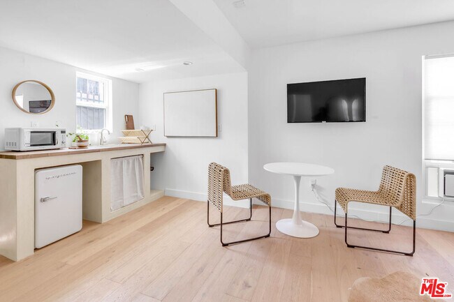 Foto del edificio - 508 N Avenue 66