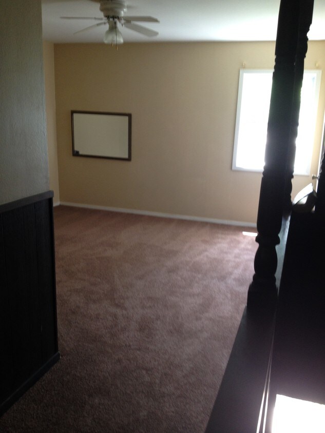Foto principal - 1423 Lynn St