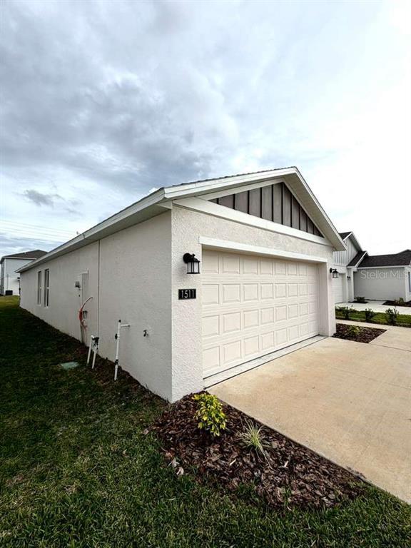 Building Photo - 1511 Jessica Blvd