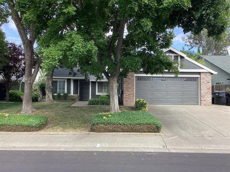 Primary Photo - Beautiful cute home